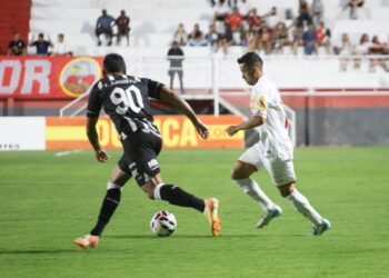 Foto: Victor Souza-Tombense.